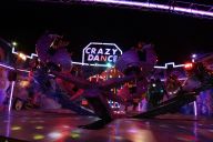 Crazy%20Dance_004.jpg