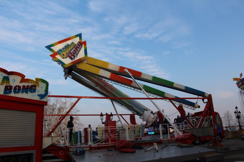 https://www.turbo-kermis.fr/uploads/galleryPhotos/2013/Bordeaux%20(33)%20-%20Foire%20aux%20Plaisirs%20mars/montage/Billabong_009.jpg