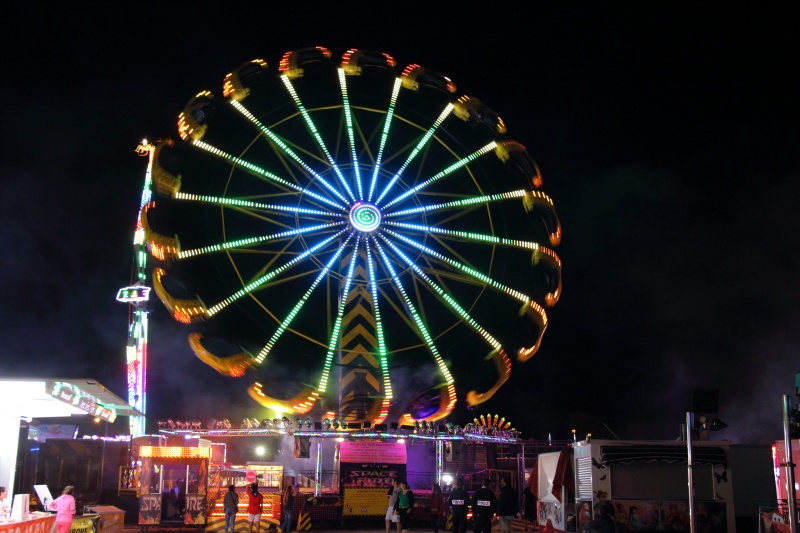 https://www.turbo-kermis.fr/uploads/galleryPhotos/2014/La%20Teste%20de%20Buch%20(33)%20-%2047e%20F%C3%AAtes%20du%20Port/Space%20Fire_011.jpg