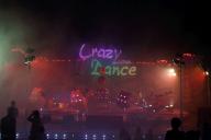 Crazy%20Dance_003.jpg