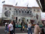 P27608163.webp